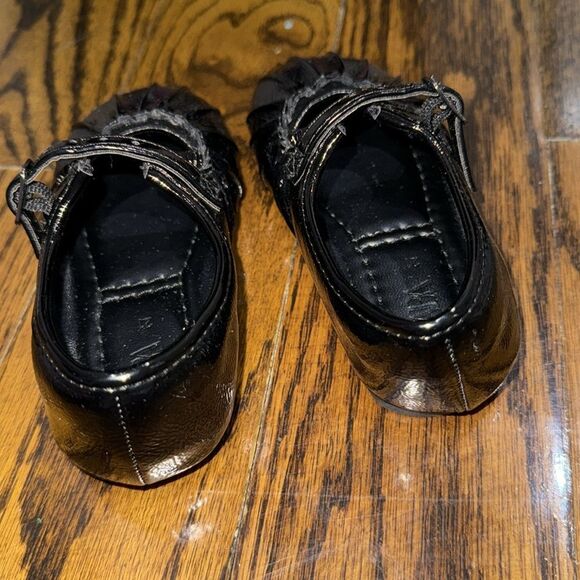 Zara Black Dress Shoes with Strap and Glossy Finish - Picture 5 of 5